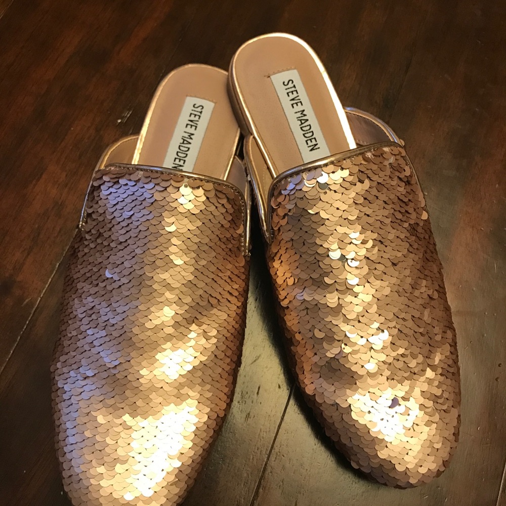 New Steve Madden Flip Sequin Slides Size 6 Mules - image 3